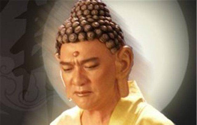 先给大家说说"菠萝头,菠萝头在佛教中的名字叫肉髻(jì,又称顶肉髻