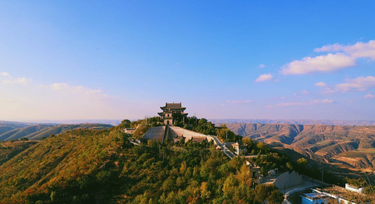 东老爷山全景图图片