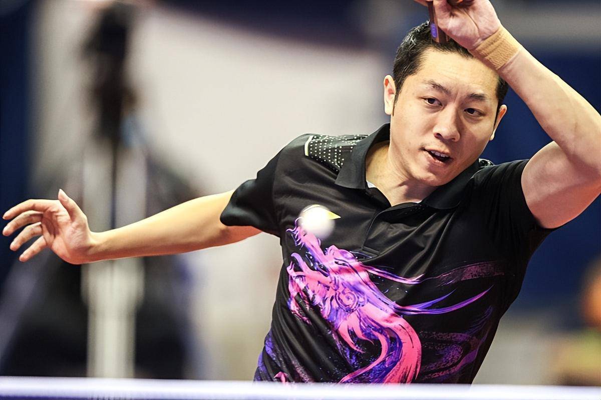 许昕时隔八个月重返赛场,帮助上海队取得全锦赛开门红_比赛_进行_男子