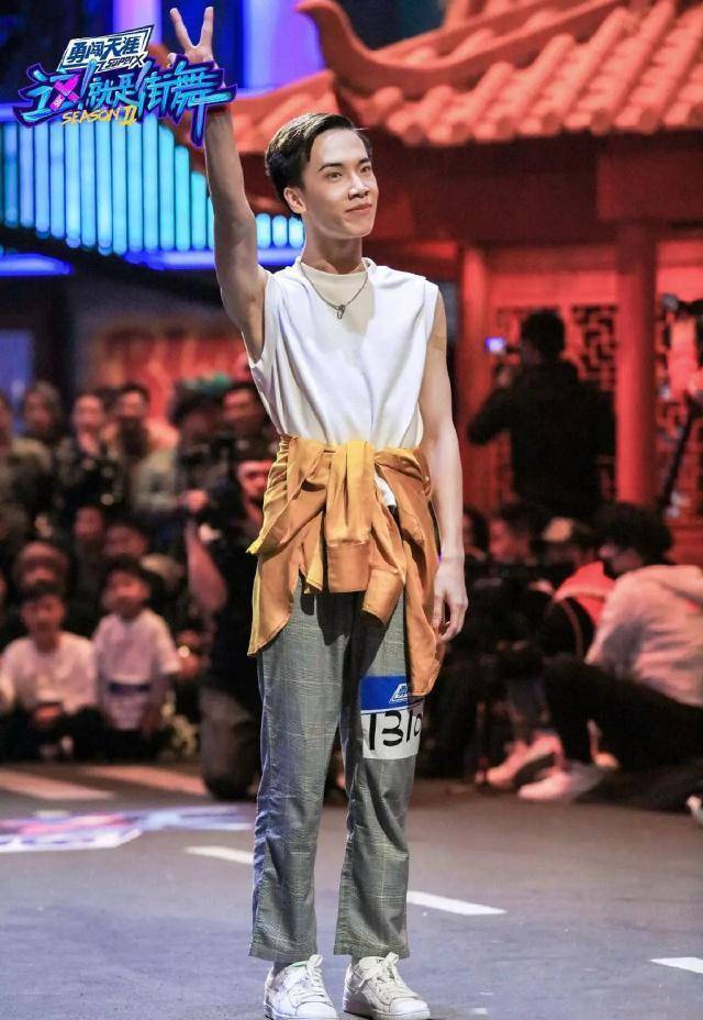 《这就是街舞》中吴队长那边目前有bboy孙吾空,和kod创始人高博,而易