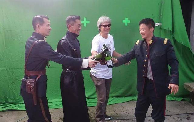 这个角色也给予了吴京极大的发挥空间,充分展示了他的演技与功夫.