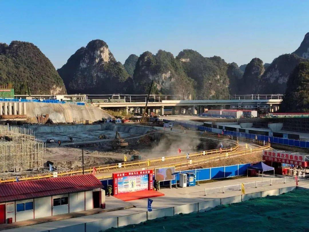 贵南高铁河池站整体站房预计2023年3月底全面竣工_建设_群众_施工
