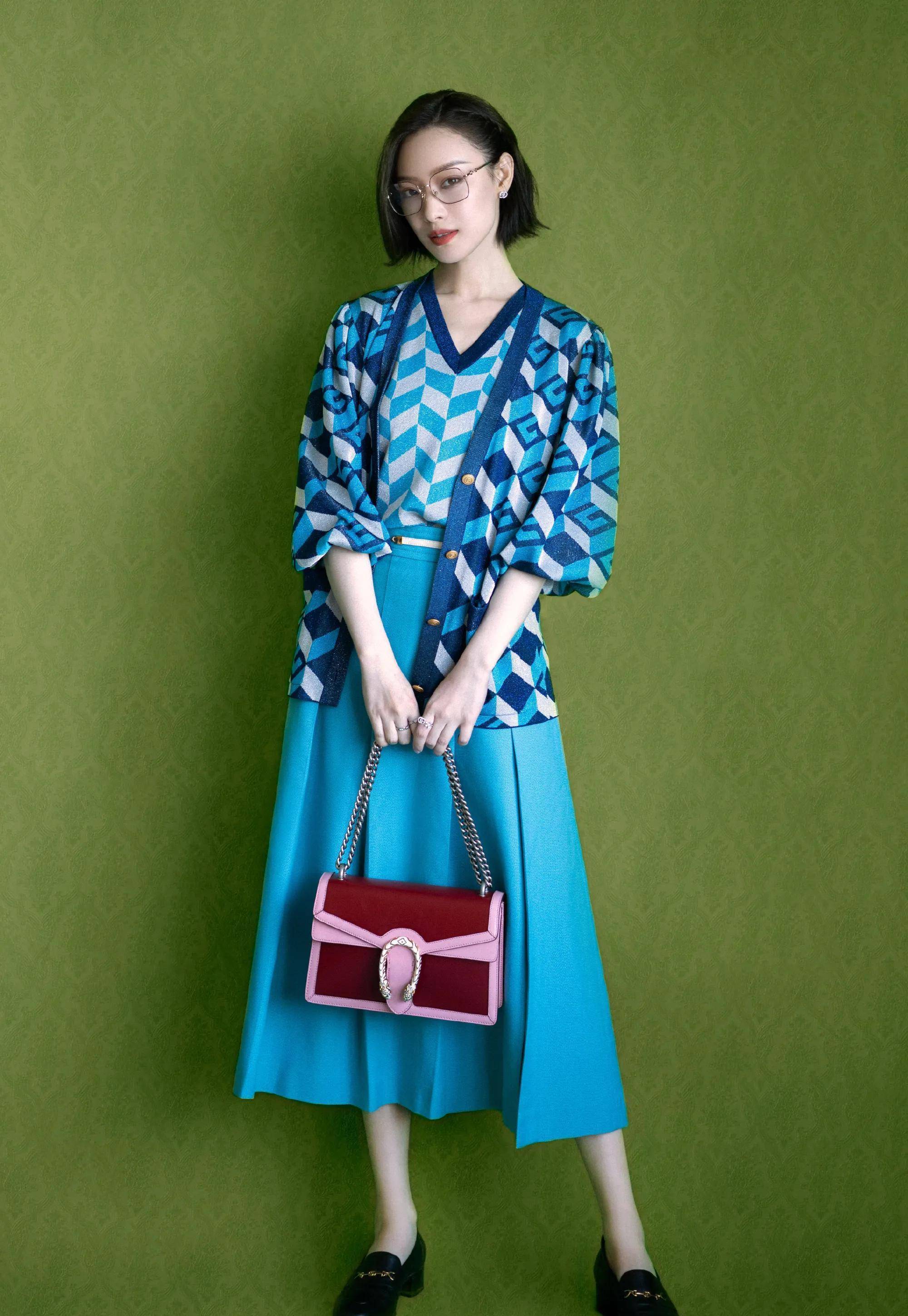 倪妮这是走文艺风?