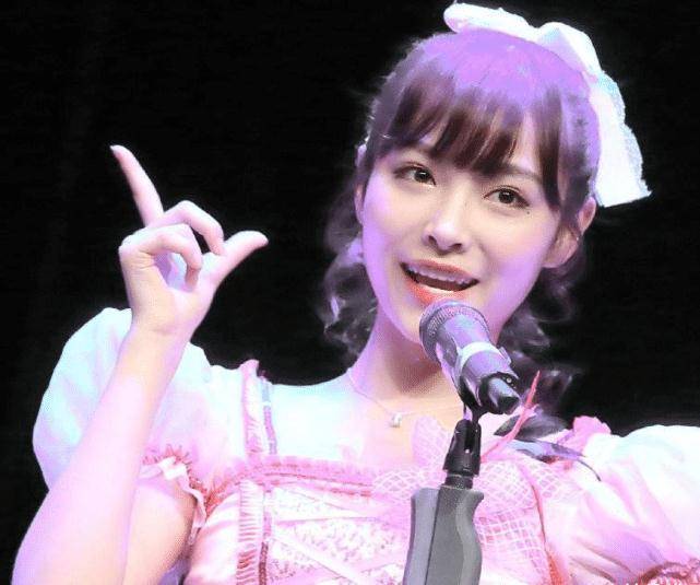 本以为许佳琪很高冷,却忘了她是snh48的人,看到旧照瞬间愣了_snh_时候