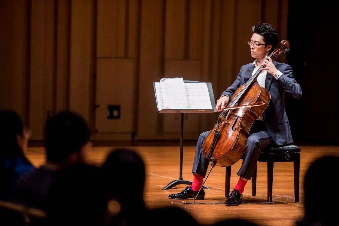 有点艺思 | 青年大提琴家莫漠:跨越时间维度,用音乐寻找心灵契合点