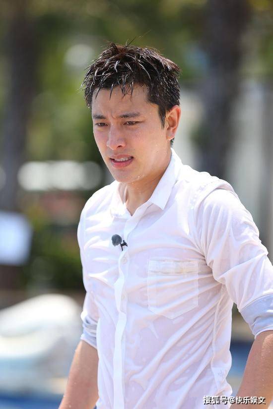 38岁贾乃亮确诊新冠!高烧39.