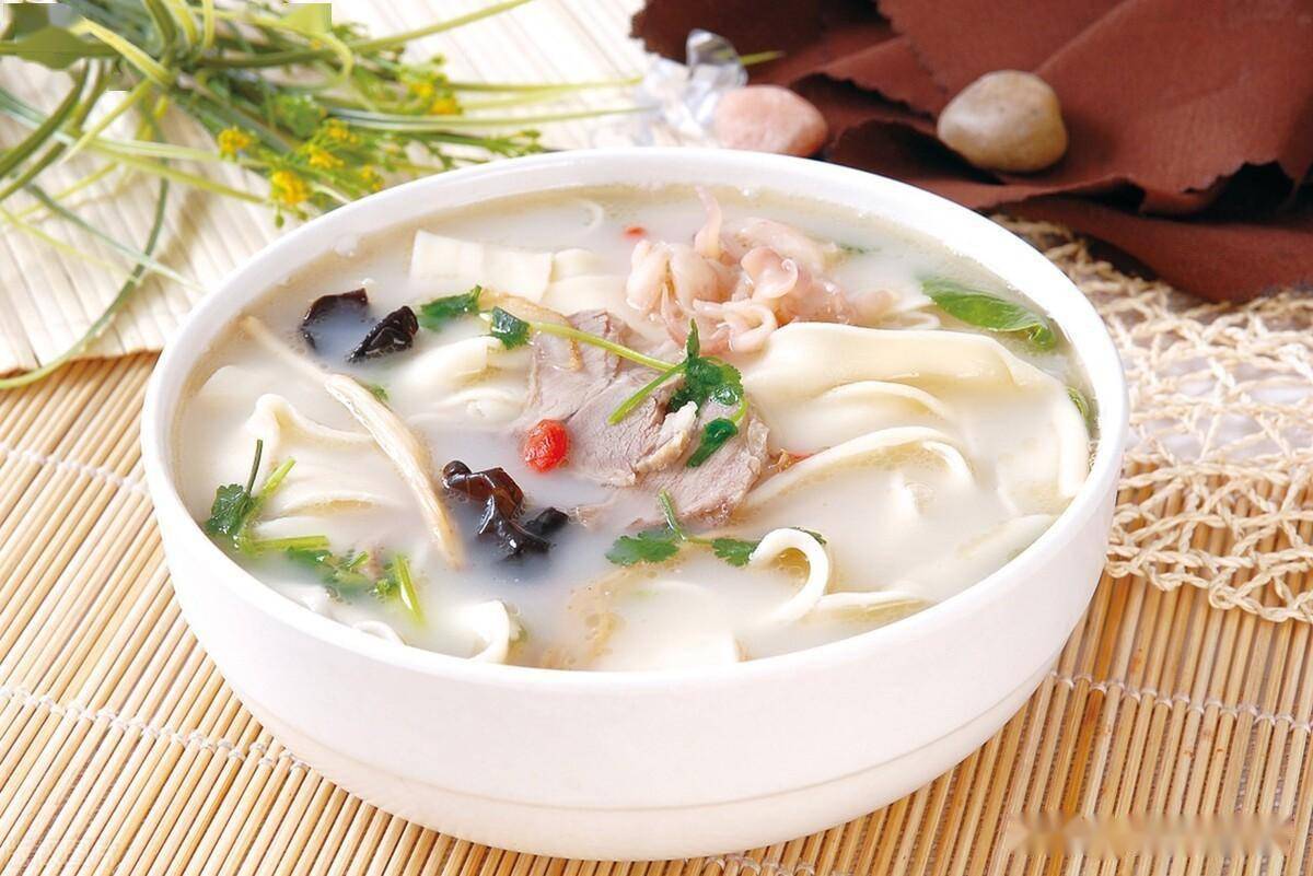河南人最爱吃的烩面,为什么总是不受外地人待见?_美食_价格_年轻人