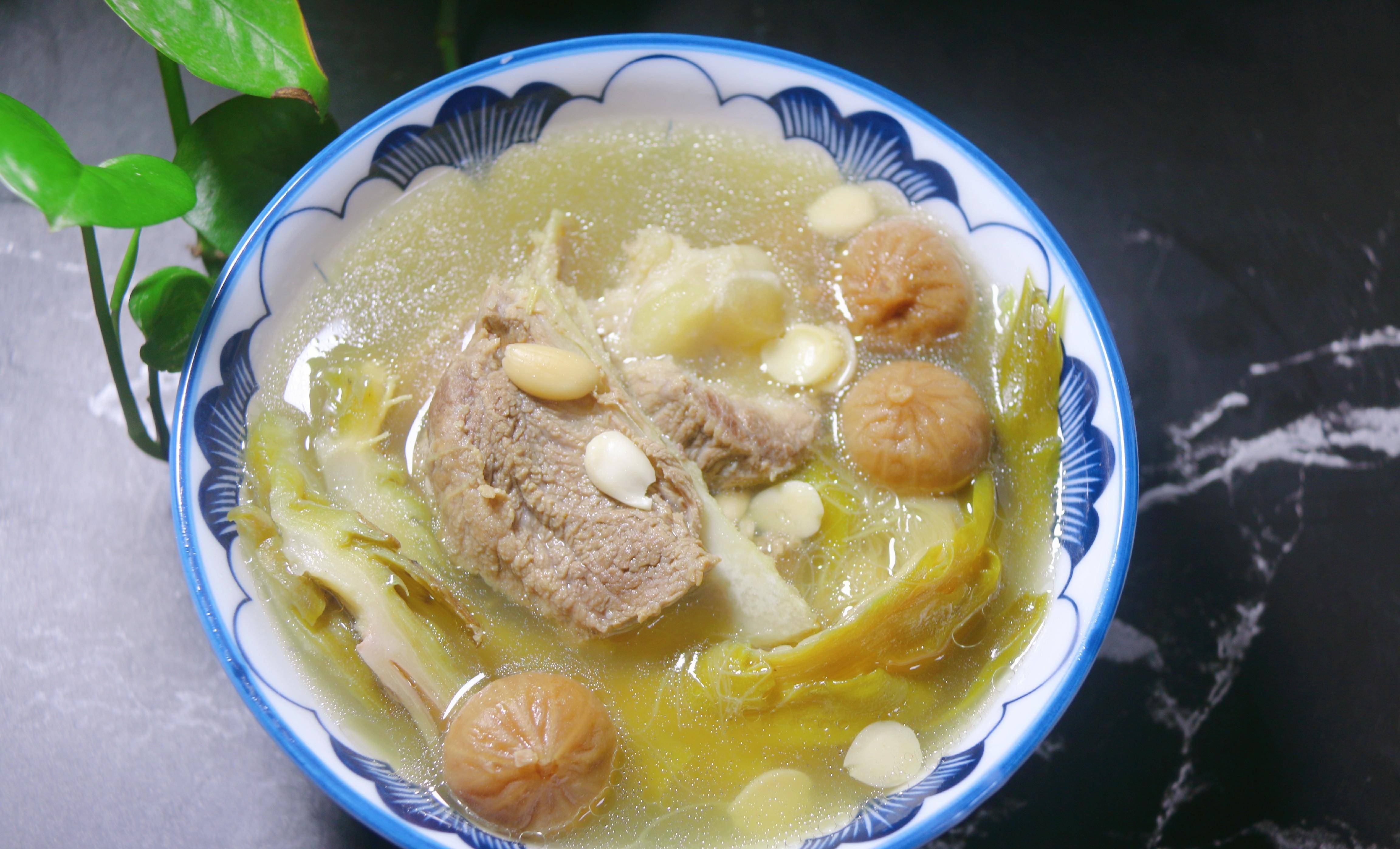 对本期"霸王花无花果骨头汤"有什么看法,在评论区留言我的工作午餐小