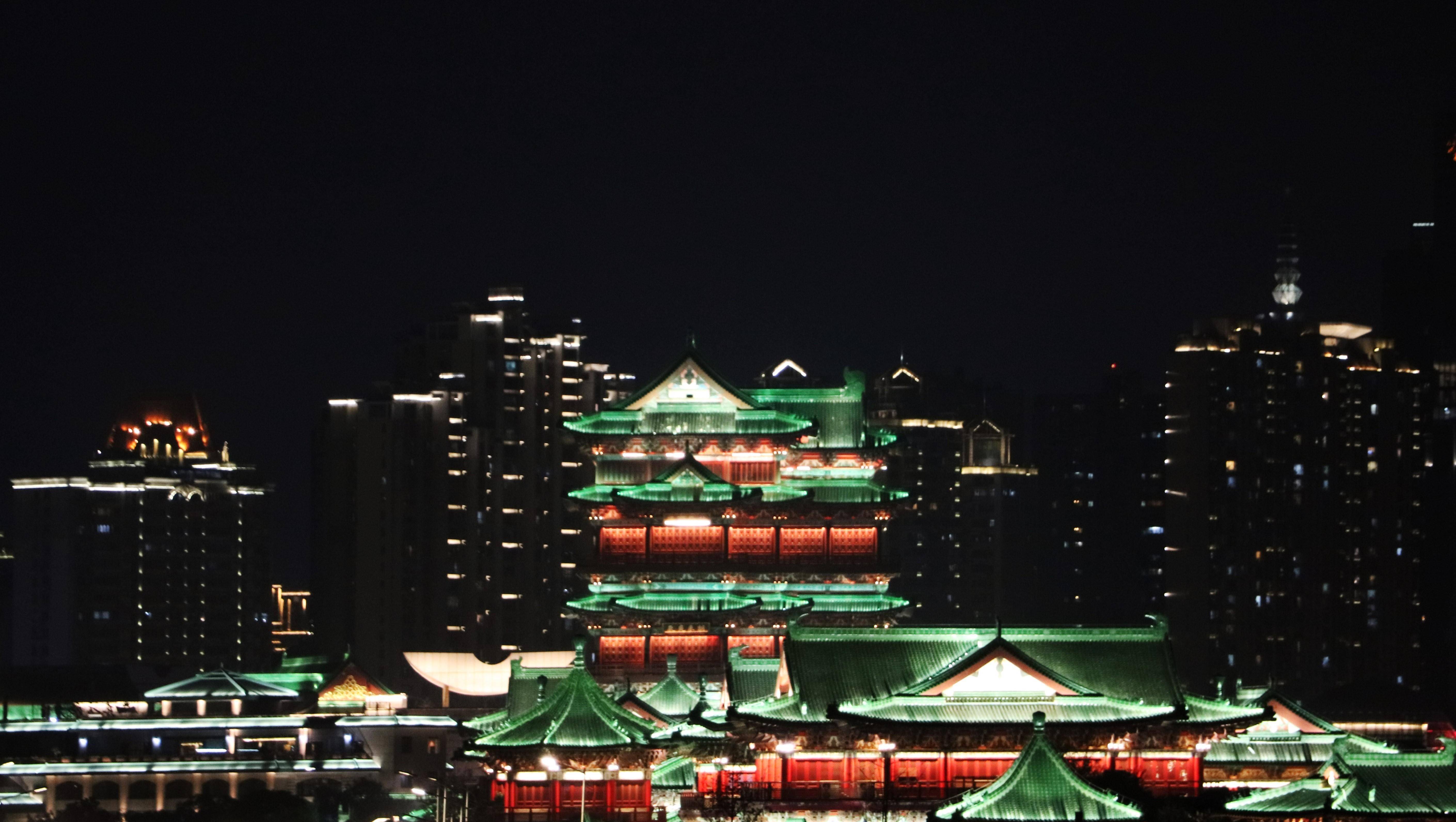 走進英雄城,登滕王閣,讀《滕王閣序》_風景_贛江_青花