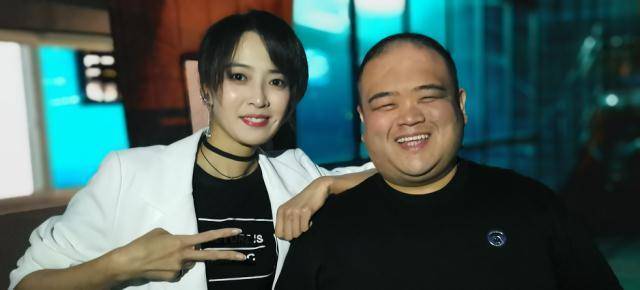 德云社舞台上的女将,也仅剩下姬天语一个人,希望这位师姐能多多加油吧