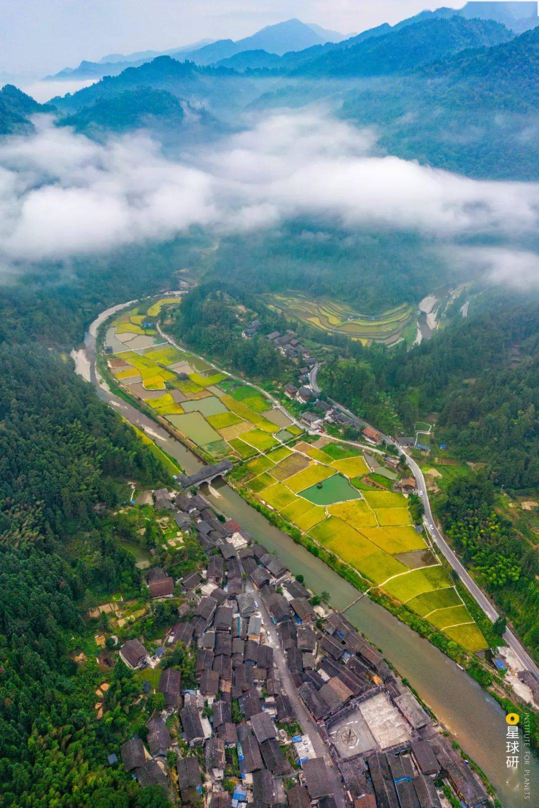 摄影师@赵高翔只需经水渠引至田地少部分河谷平坝山上的水又从何而来