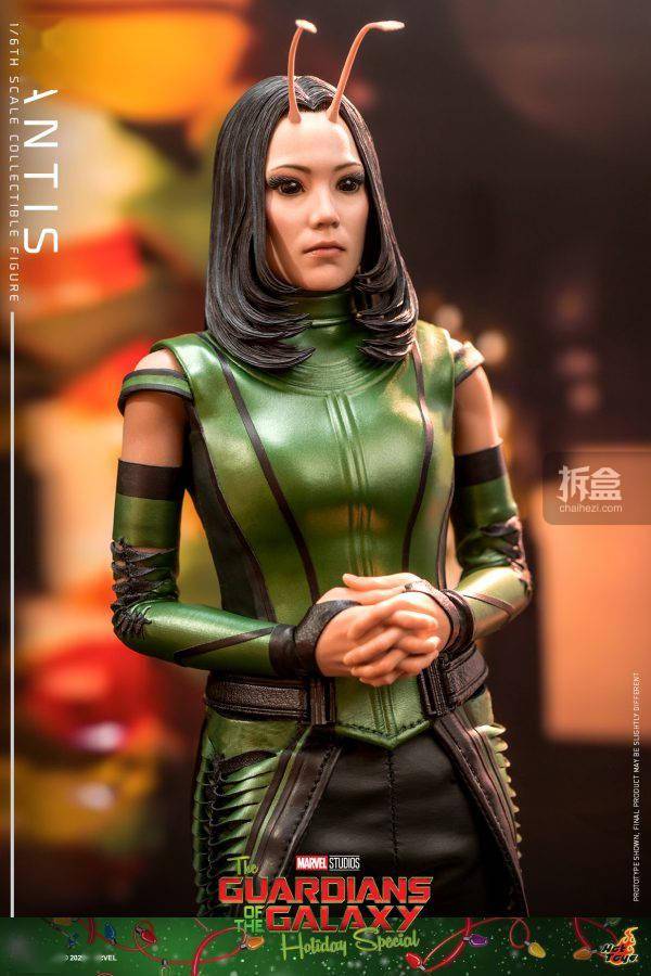 hot toys 《银河护卫队:圣诞特别篇》螳螂女1:6比例珍藏人偶_绿色