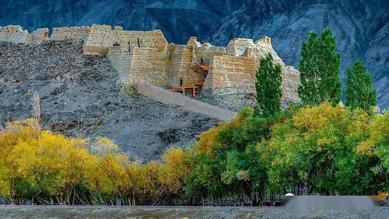 塔什库尔干石头城_遗址_新疆喀什地区_西域