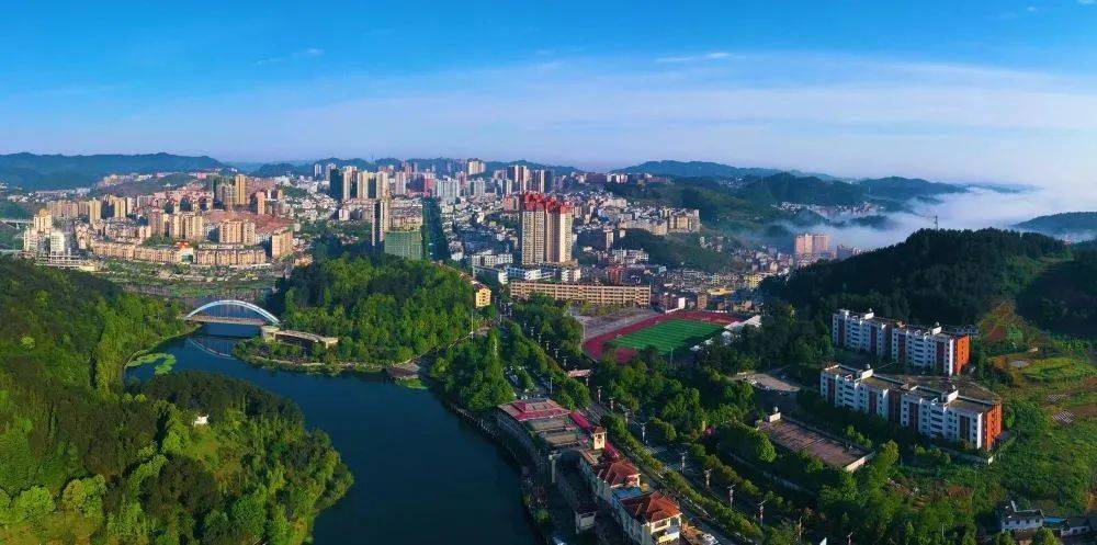 开栏的话:2022年,是开阳经济社会飞速发展的一年,也是开阳经济社会