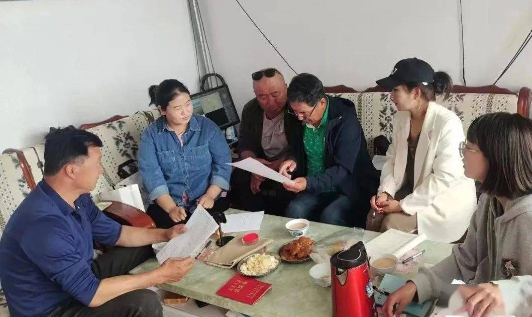 代表风采丨特古斯巴雅尔:草原牧民的"贴心人"_嘎查_巴彦_温都尔