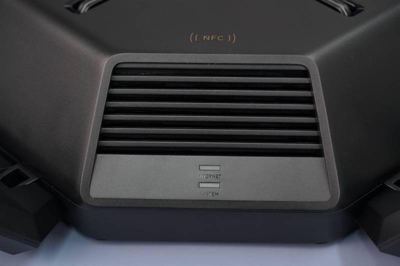 5000元以下它最强！小米万兆路由器评测：还能作为家庭存储中心