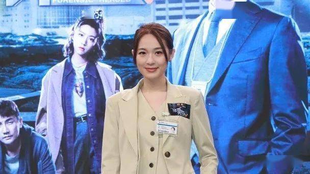 蔡洁生日晒靓相 甜美笑容电晕粉丝_李佳芯_于台庆_肌肤