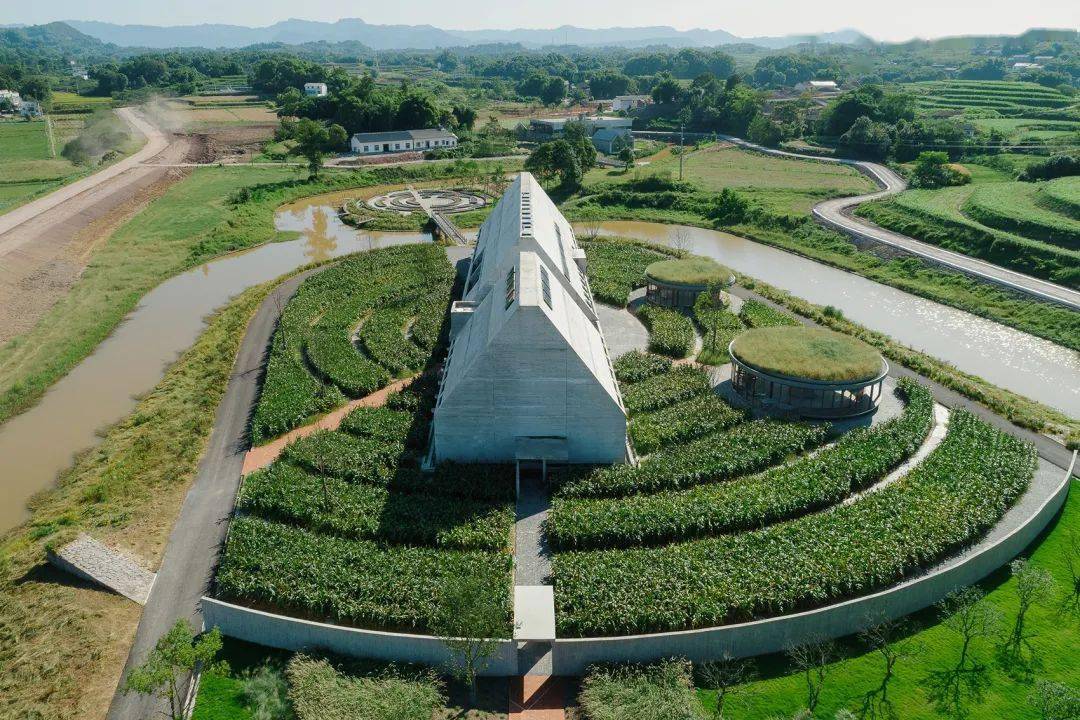 8个不错的乡村"网红建筑" 分享,请查看~_设计_江小白_屋面