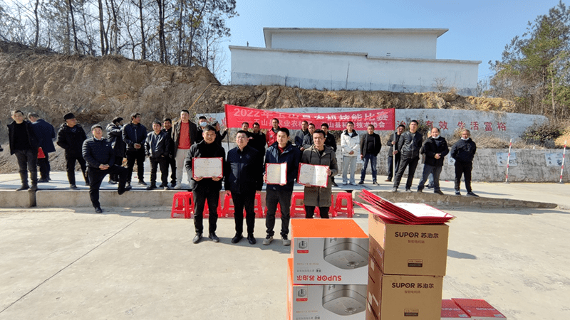 省农机化处彭俊华调研指导玉山县首届农机手技能大赛_农业_作业_农村