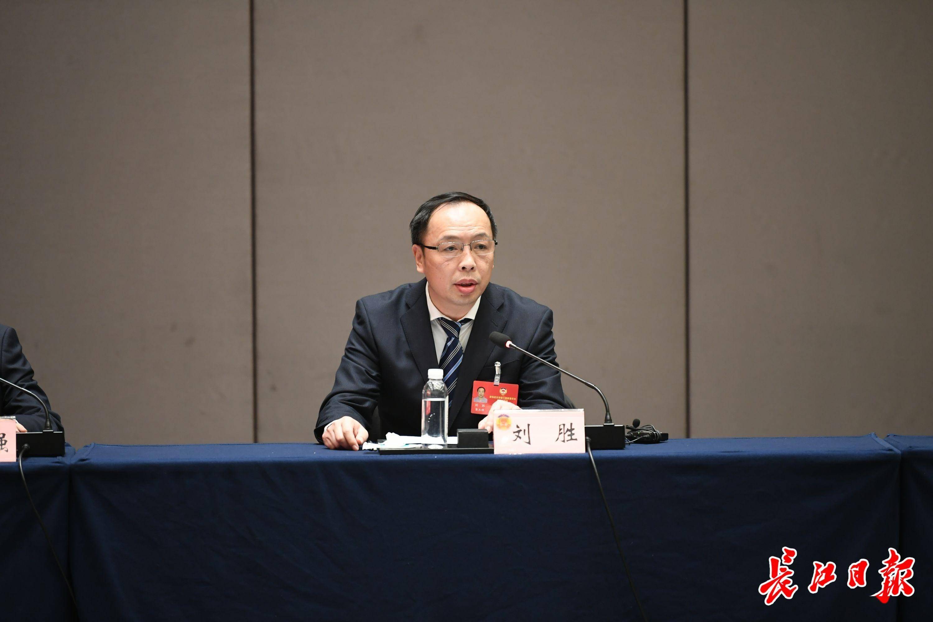 市政协委员刘胜:构建"12分钟体育健身圈"提振体育消费