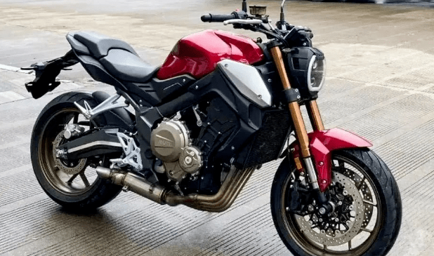 39800元的国产四缸800街车.