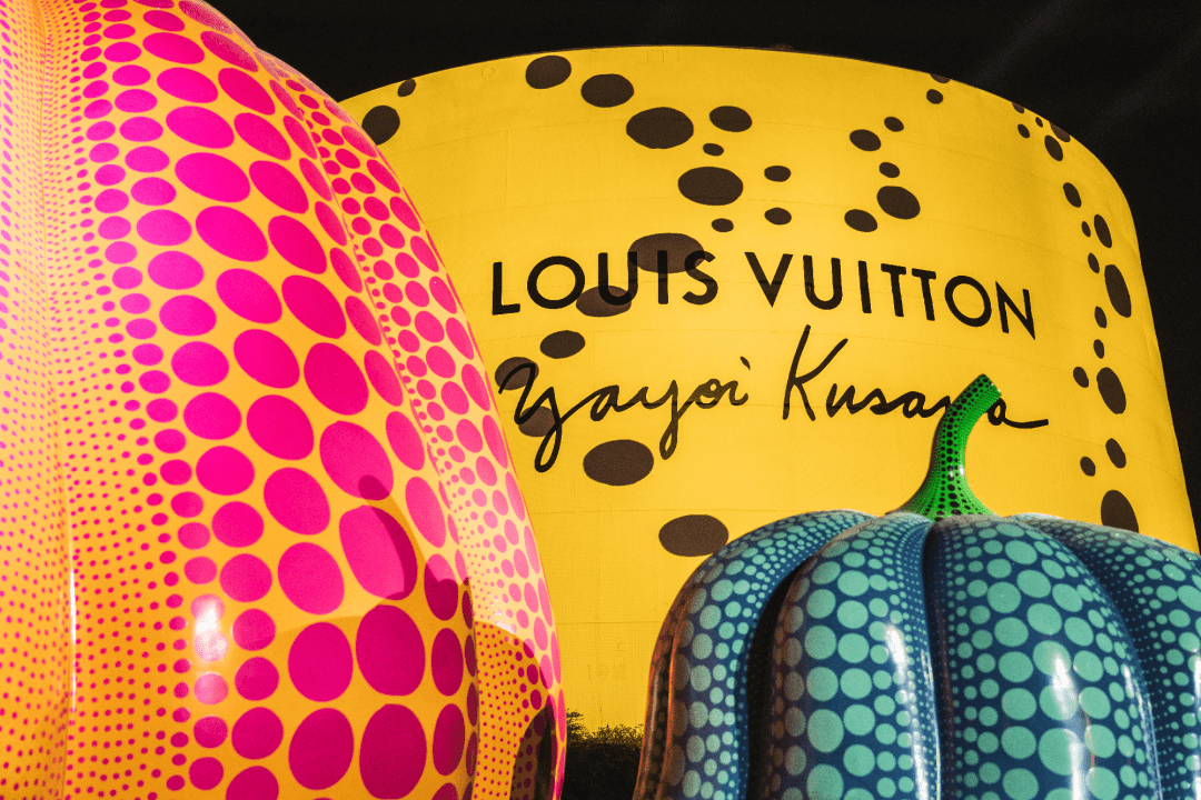 lv×草间弥生时隔10年再度合作,魔都变成"波点海洋"!