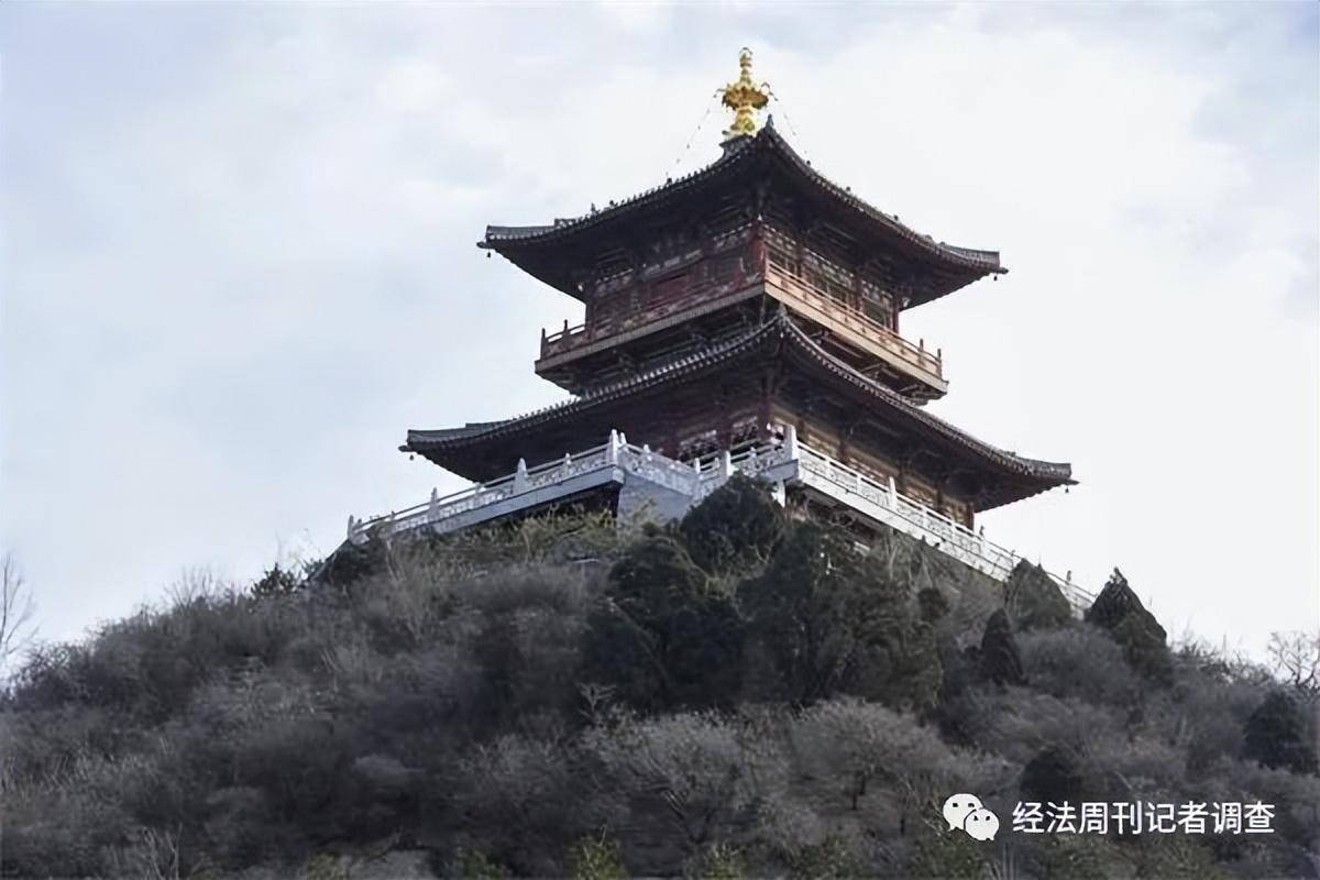 望都阁,是太山十景之中最高的景色,它坐落于太原太山东坪海拔1100米