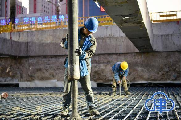天津地铁4号线郎园站 柴楼站 双街站主体结构全部封顶 施工 工程 项目
