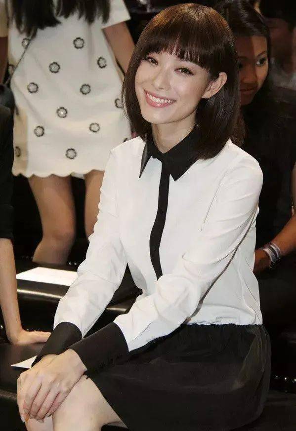 但倪妮那时本来就20出头的年龄,这个发型不能说是为了强行装嫩,只能说