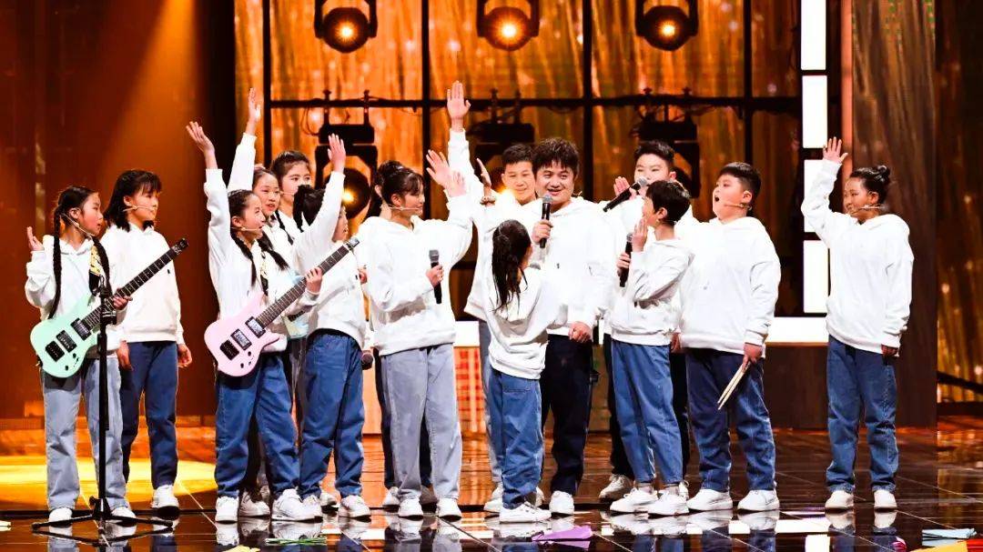 今晚，董宇辉、王心凌、“央视boys”……央视总台2023收集春晚来了！