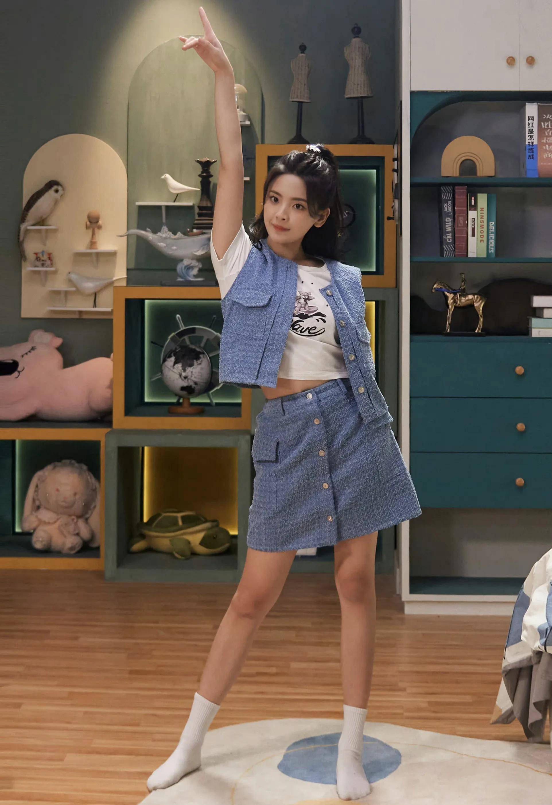 杨超越时尚写真合集:青春活力美少女