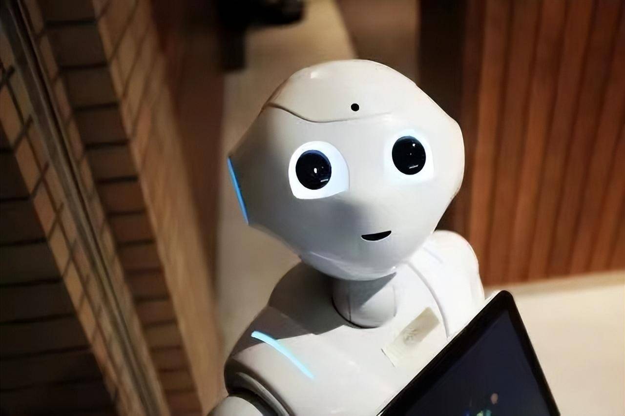智能聊天机器人ChatGPT为何成科技巨头新宠？