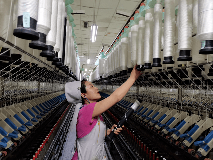 34岁,技师,德州恒丰集团山东得洲科技股份有限公司细纱车间纺纱工,曾