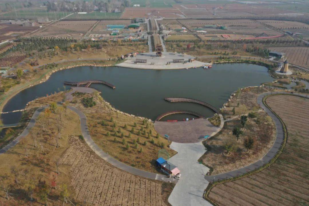 濉溪古城,乾隆湖景区,隋堤景区,荷塘月色,柳孜文化园,柳江口景区)和