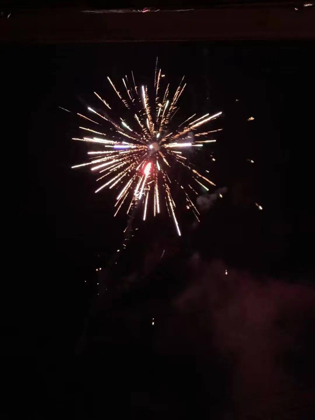 用emoji打开你的寒假生活!_成语_节日_一家人