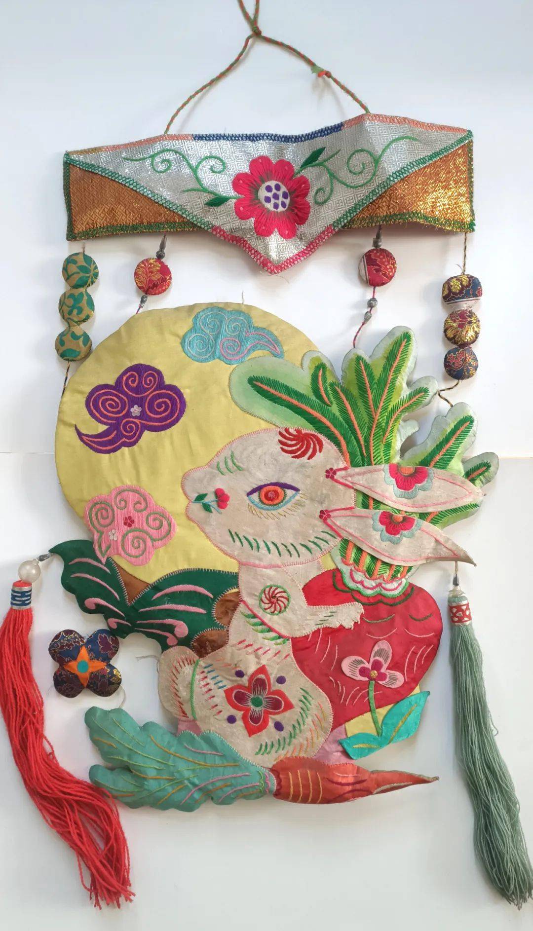 千阳刺绣前"兔"似锦!_生肖_形象_主题