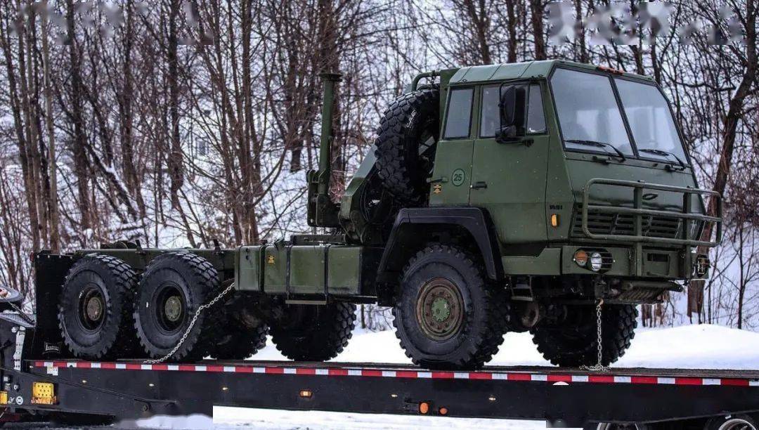 当斯太尔91遇见时尚房车 老外用军版1491 6x6底盘改装的越野房车效果