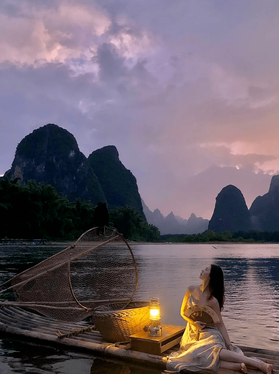 桂林,再来逛逛这些藏匿于漓江河畔的诗意美宿,感受山水间的别样浪漫