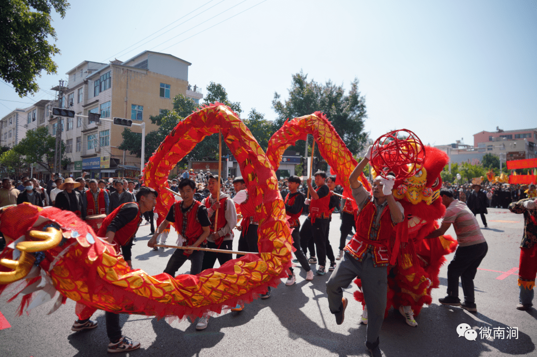 南涧龙灯会图片图片