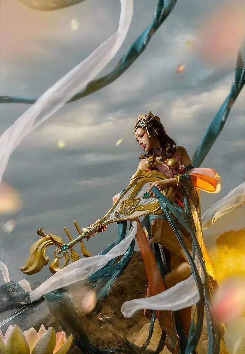 清华美女学霸cos菩萨,火出国!