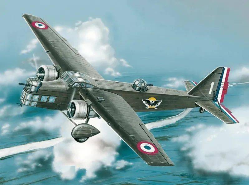 92式重型轰炸机图片