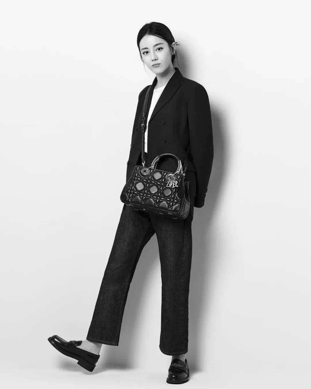 迪丽热巴获奢侈品牌迪奥 dior 任命品牌大使,全网官宣!