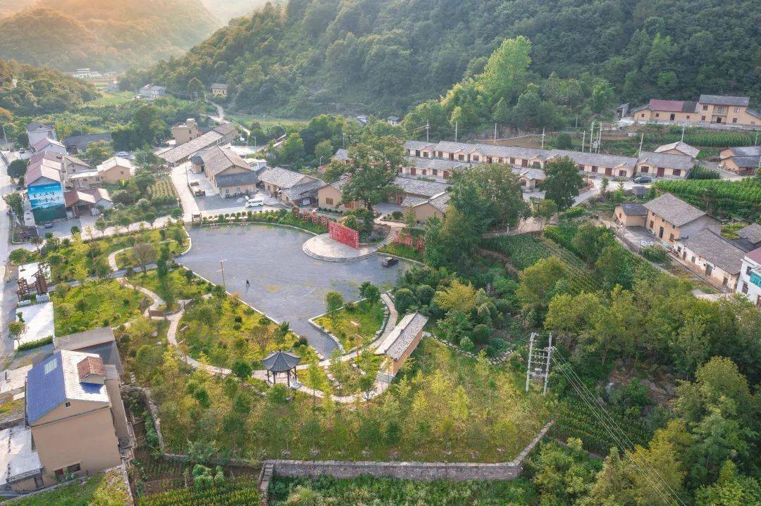 宜都市五眼泉镇,当阳市半月镇,秭归县梅家河乡,远安县茅坪场镇,五峰