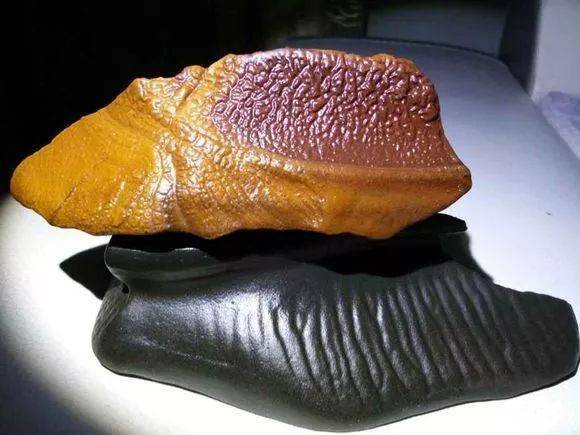 泥石收藏价值泥石可谓是大漠奇石中优秀的石种之一