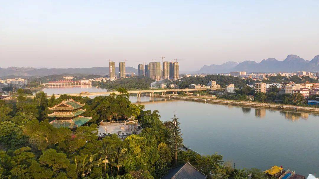 带您走进侨乡容县_真武阁_都峤山_东坡