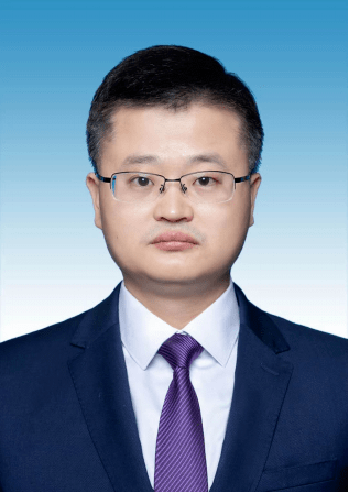 东湖区人民政府副区长熊广义,男,汉族,1982年1月生,研究生,中共党员.