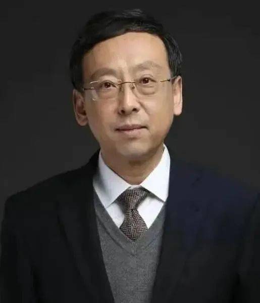 杭 侃北京大学考古文博学院教授,博士生导师,云冈研究院院长,中国考古