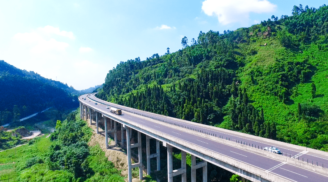 成自泸高速加入扩容大军!威远段将扩展为八车道_高速公路_成都_项目