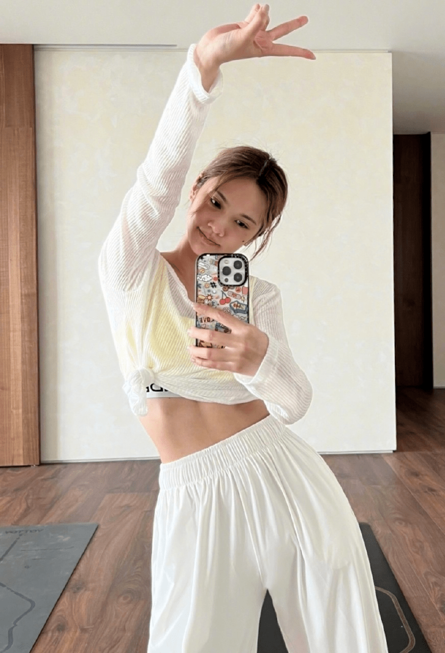 张子枫暴瘦,赵露思晒马甲线,又到了瘦身的季节了!_减肥_郭敬明_健身