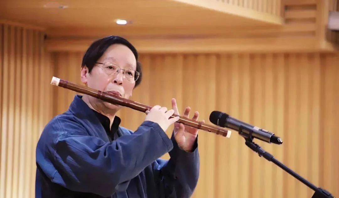 著名笛子演奏家张延武亲笔手书 祝福笛子艺术网成立十周年